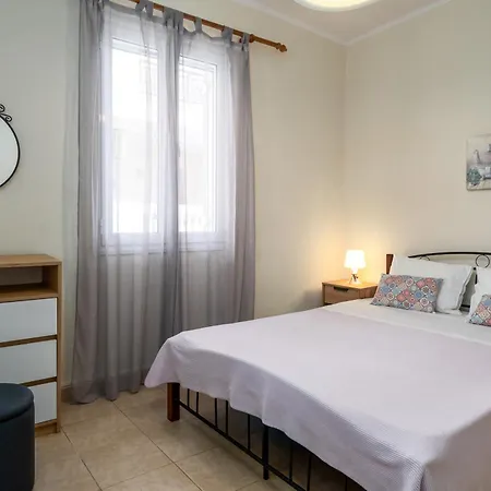 Apartament Adonino